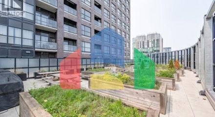 Residential - Single Family Home - Kitchener, Canada - Canada