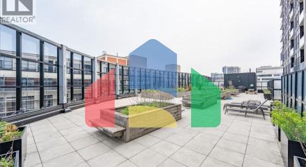 Residential - Single Family Home - Kitchener, Canada - Canada