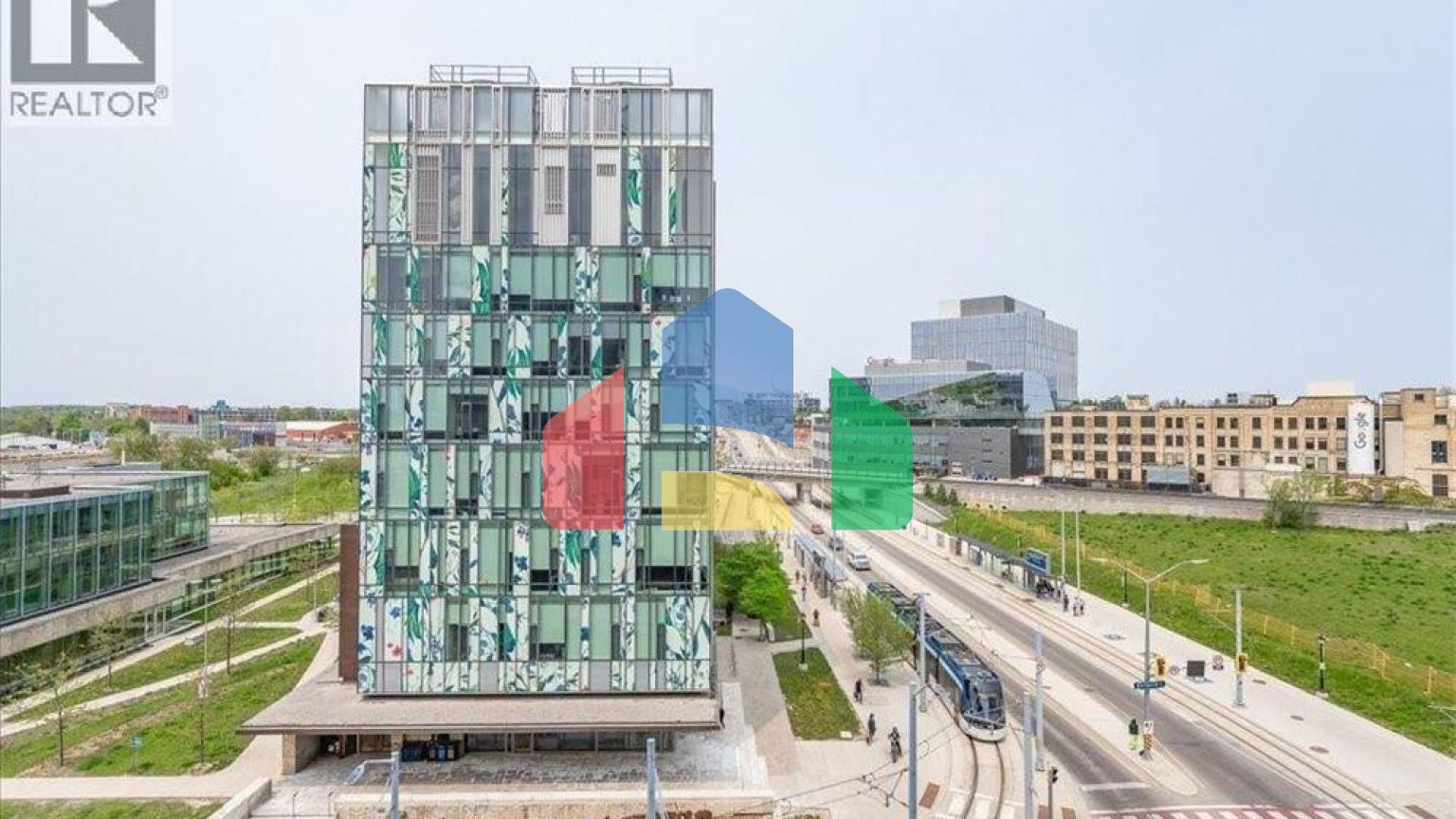 Residential - Single Family Home - Kitchener, Canada - Canada