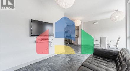 Residential - Single Family Home - Kitchener, Canada - Canada