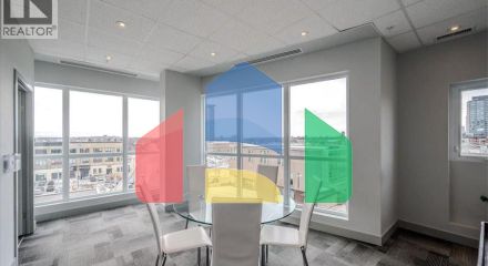 Residential - Single Family Home - Kitchener, Canada - Canada