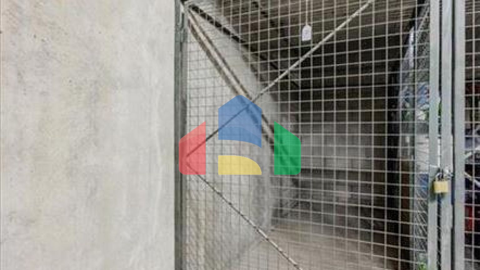 Residential - Single Family Home - Kitchener, Canada - Canada