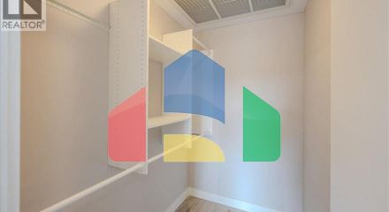 Residential - Single Family Home - Kitchener, Canada - Canada