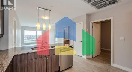 Residential - Single Family Home - Kitchener, Canada - Canada