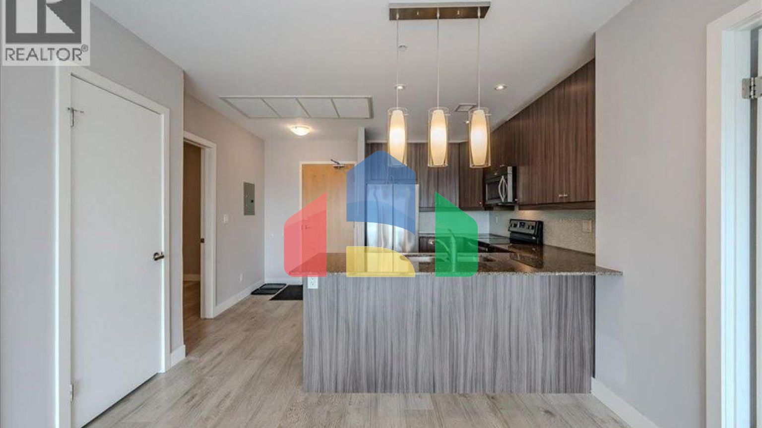 Residential - Single Family Home - Kitchener, Canada - Canada