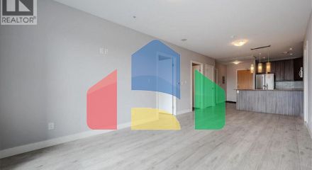 Residential - Single Family Home - Kitchener, Canada - Canada