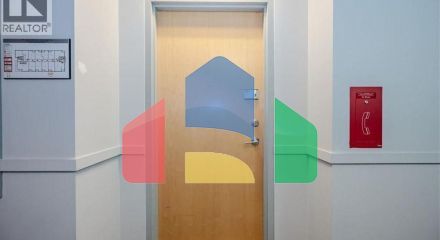 Residential - Single Family Home - Kitchener, Canada - Canada