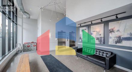 Residential - Single Family Home - Kitchener, Canada - Canada