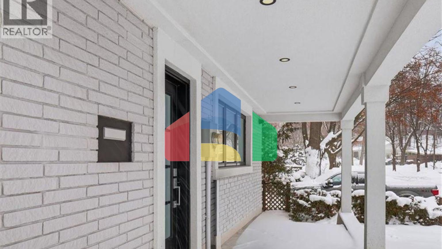 Residential - Single Family Home - Kitchener, Canada - Canada