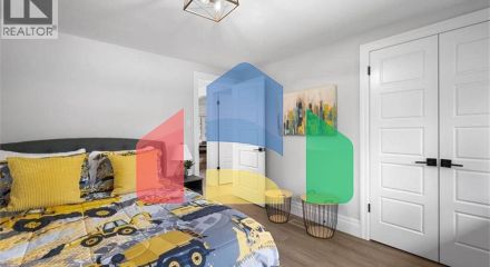 Residential - Single Family Home - Kitchener, Canada - Canada