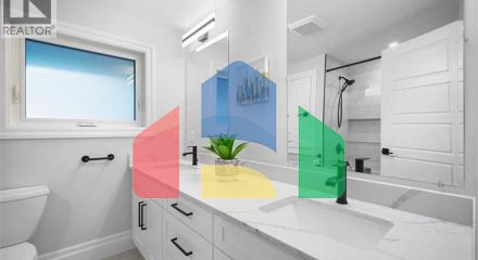 Residential - Single Family Home - Kitchener, Canada - Canada