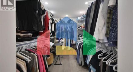 Residential - Single Family Home - Kitchener, Canada - Canada