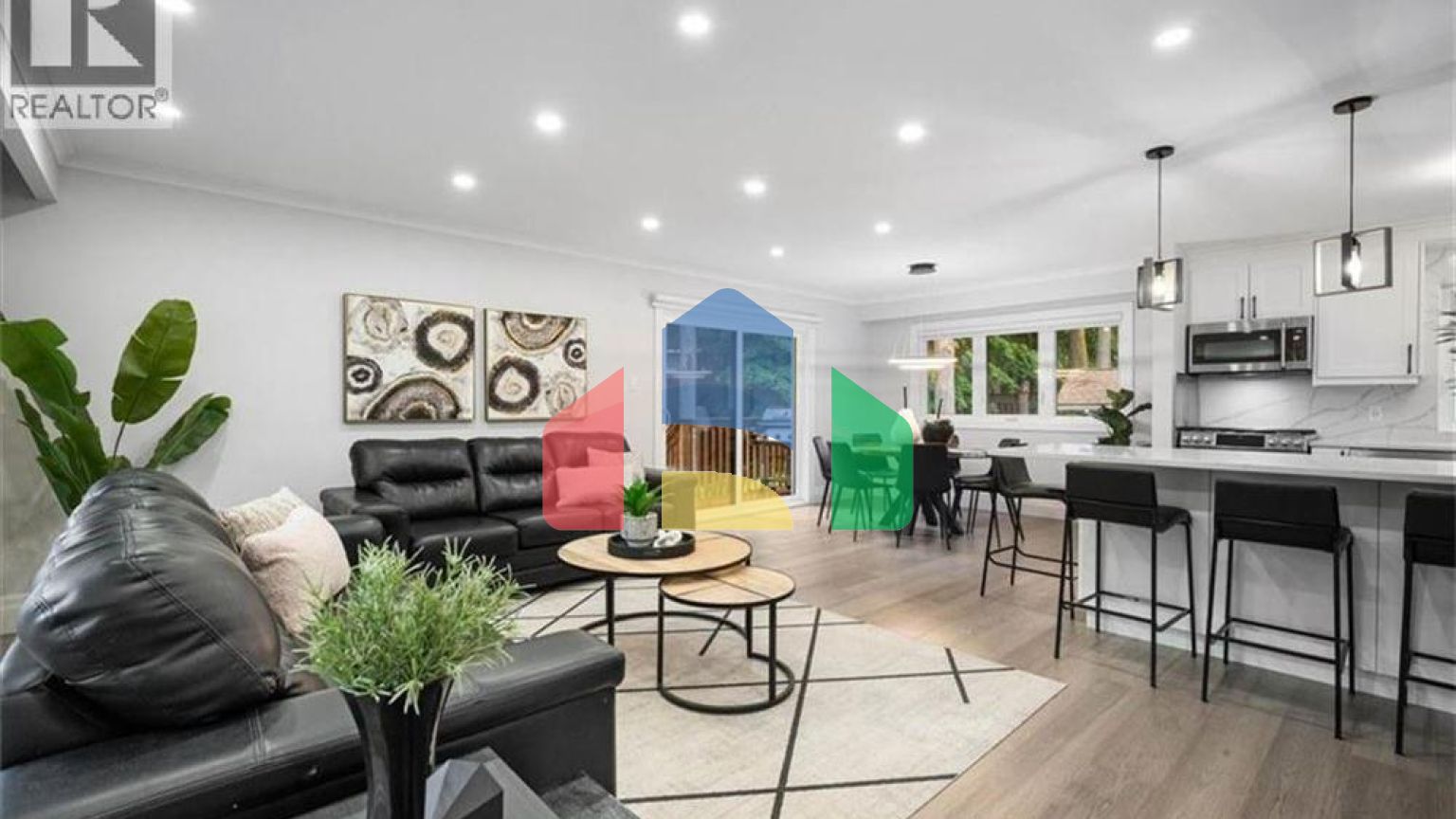 Residential - Single Family Home - Kitchener, Canada - Canada