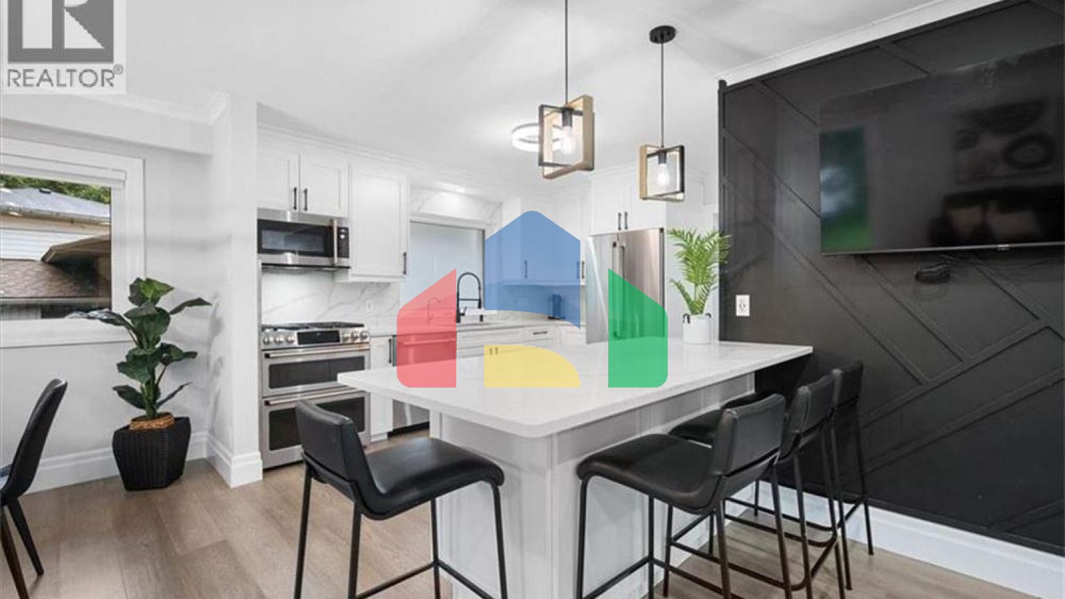 Residential - Single Family Home - Kitchener, Canada - Canada