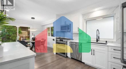 Residential - Single Family Home - Kitchener, Canada - Canada