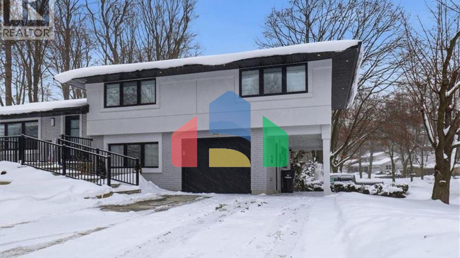 Residential - Single Family Home - Kitchener, Canada - Canada