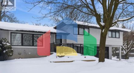 Residential - Single Family Home - Kitchener, Canada - Canada