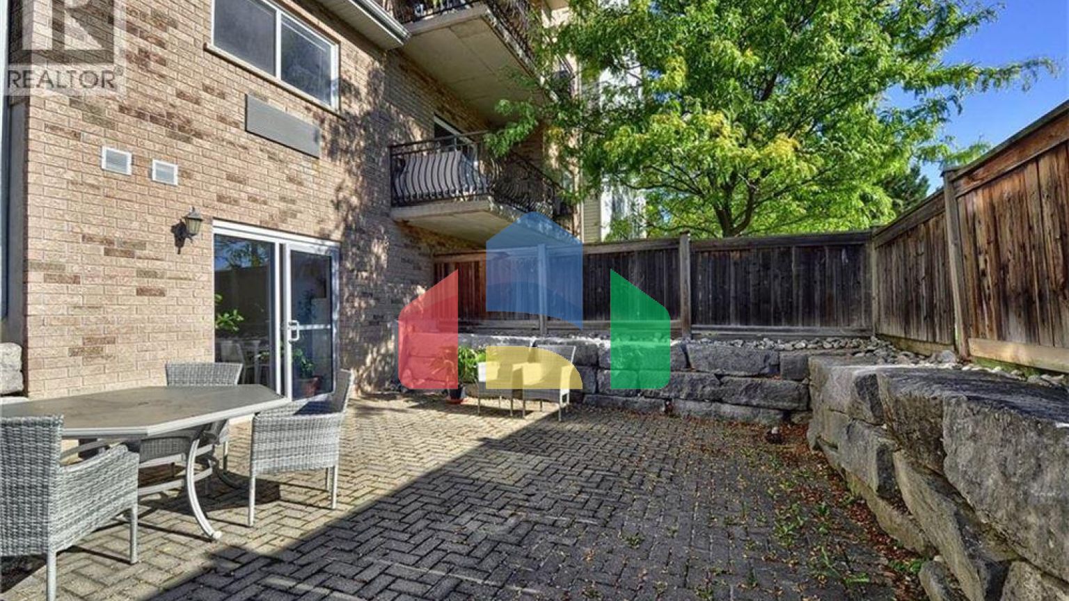 Residential - Condo/Apartment - Kitchener, Canada - Canada