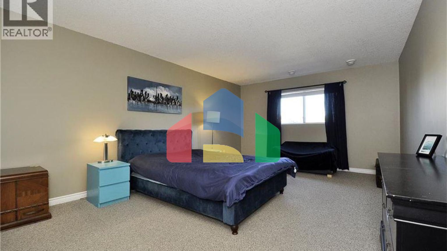 Residential - Condo/Apartment - Kitchener, Canada - Canada