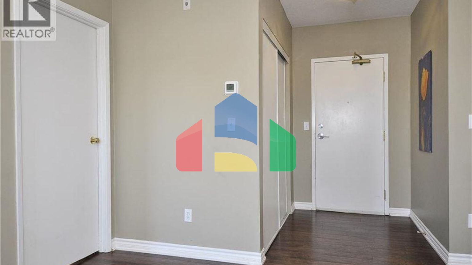 Residential - Condo/Apartment - Kitchener, Canada - Canada