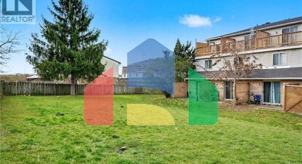 Residential - Townhouse - Kitchener, Canada - Canada