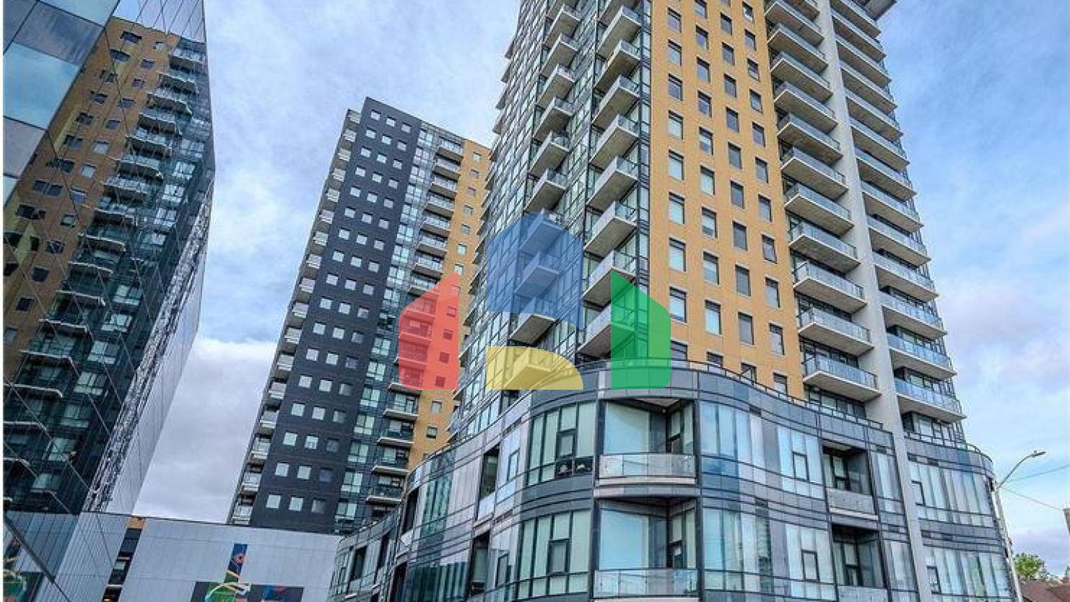 Residential - Condo/Apartment - Kitchener, Canada - Canada