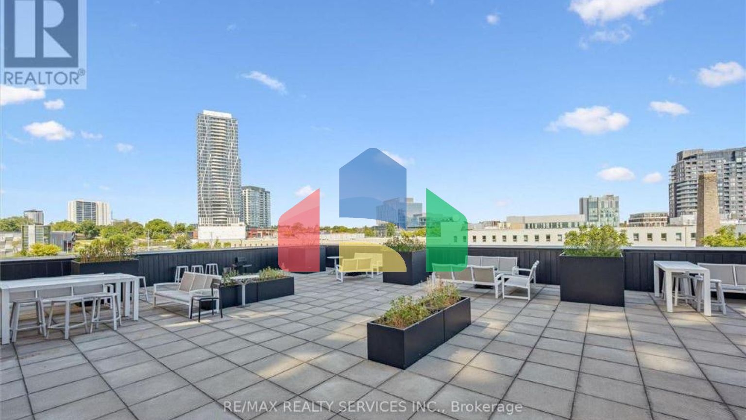 Residential - Condo/Apartment - Kitchener, Canada - Canada