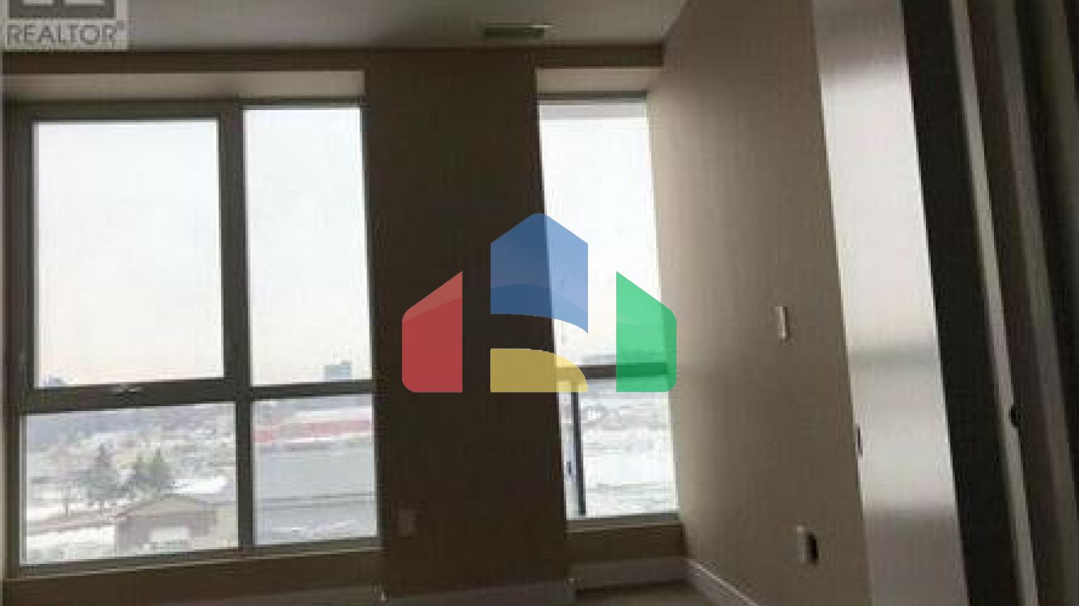 Residential - Condo/Apartment - Kitchener, Canada - Canada