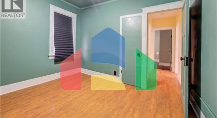 Residential - Single Family Home - Kitchener, Canada - Canada