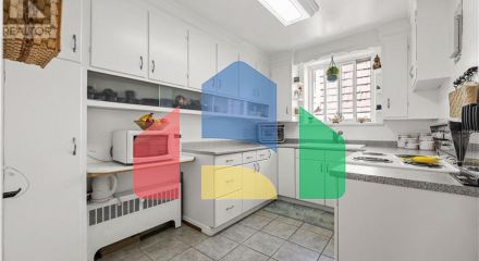Residential - Single Family Home - Kitchener, Canada - Canada