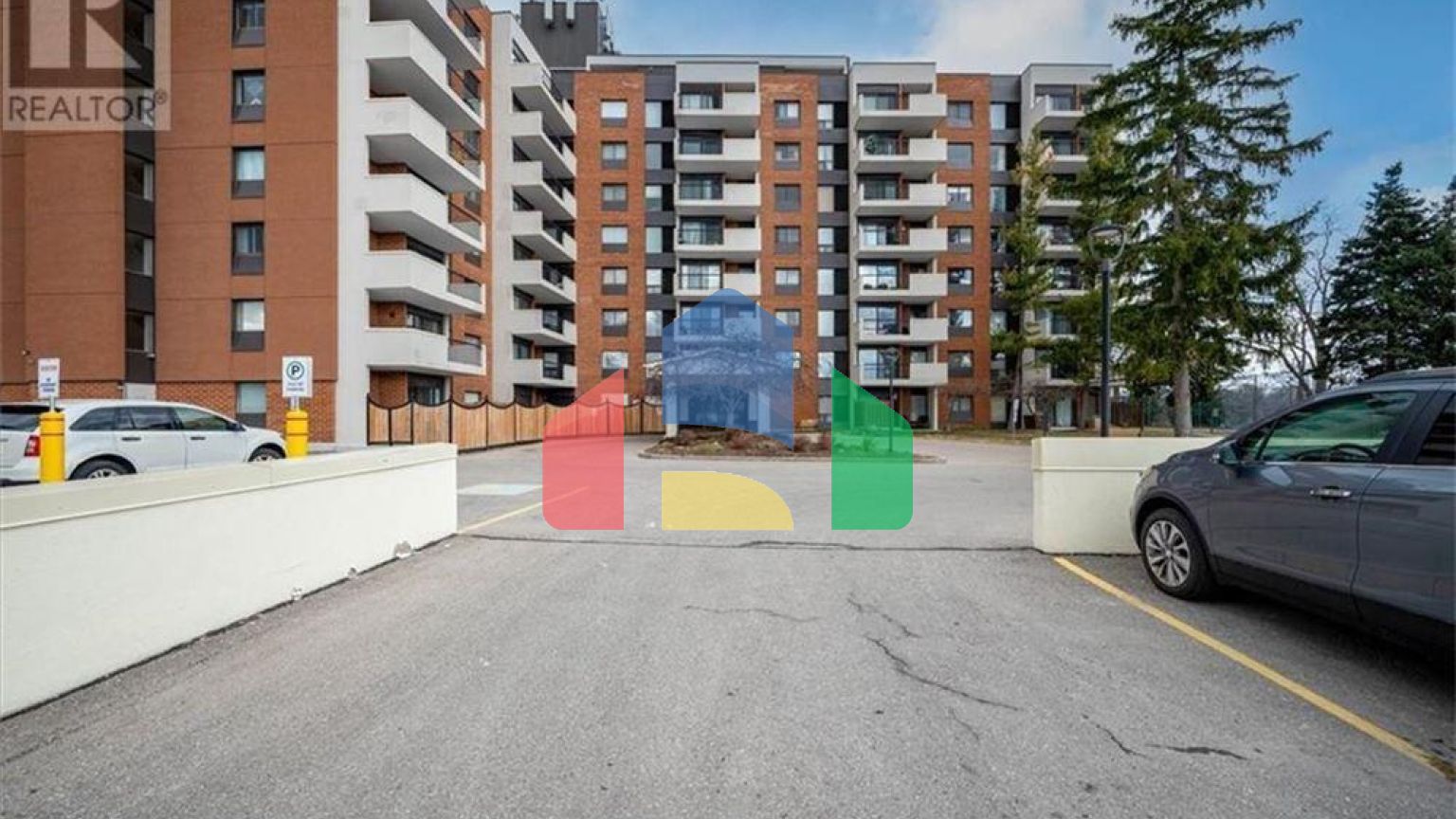 Residential - Condo/Apartment - Kitchener, Canada - Canada