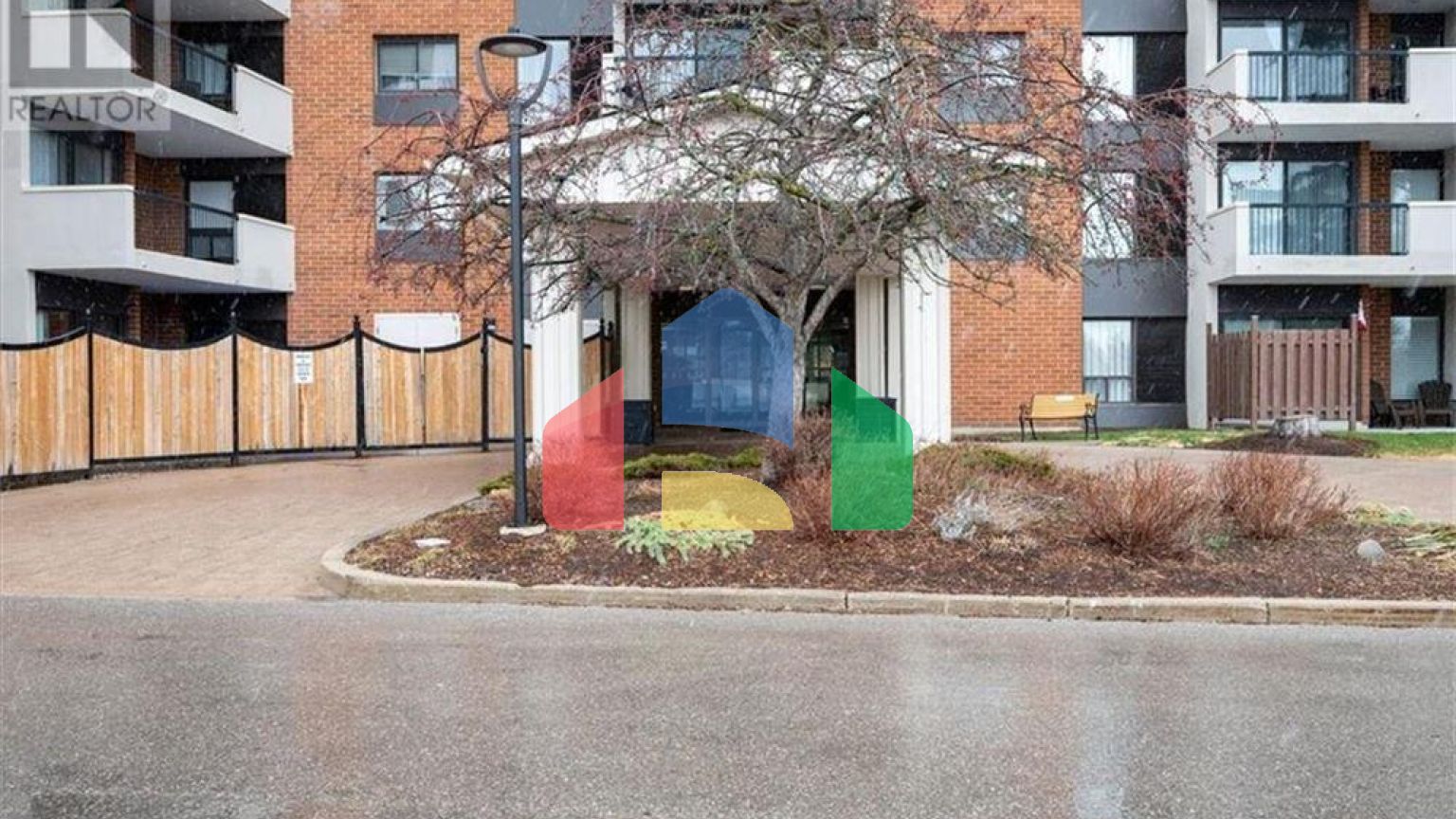 Residential - Condo/Apartment - Kitchener, Canada - Canada