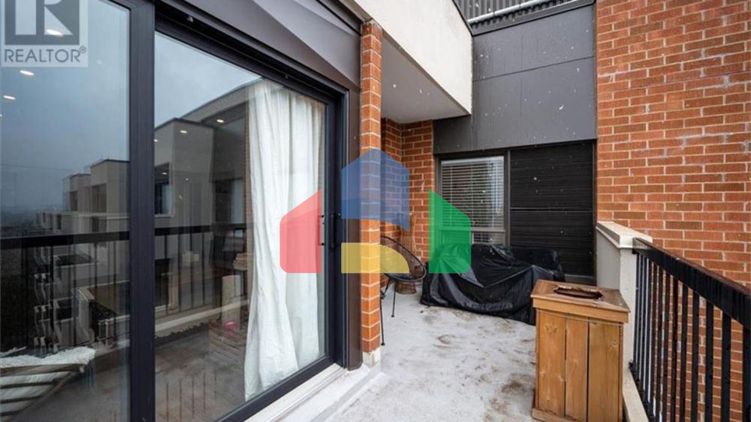 Residential - Condo/Apartment - Kitchener, Canada - Canada