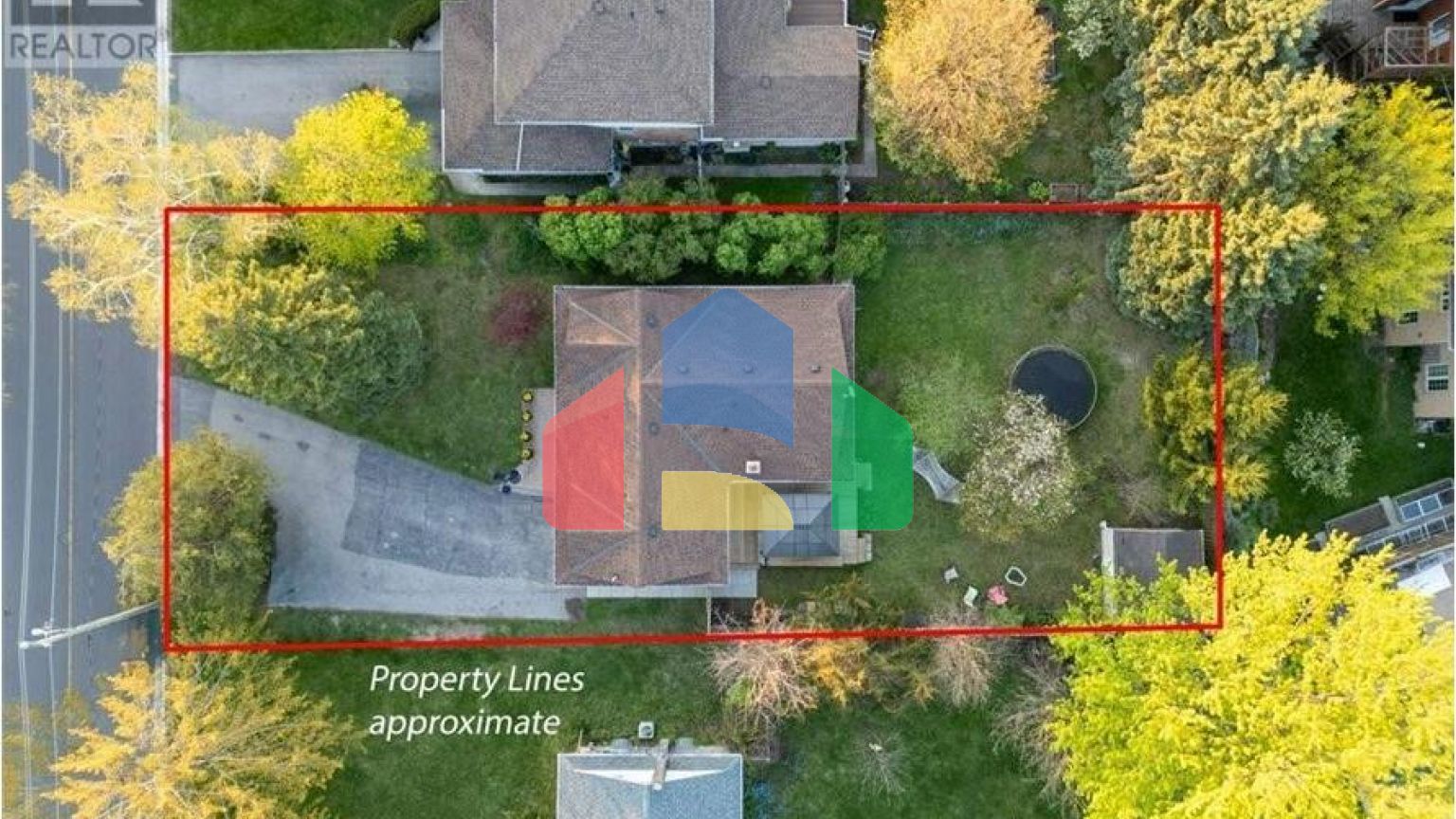 Residential - Single Family Home - Kitchener, Canada - Canada