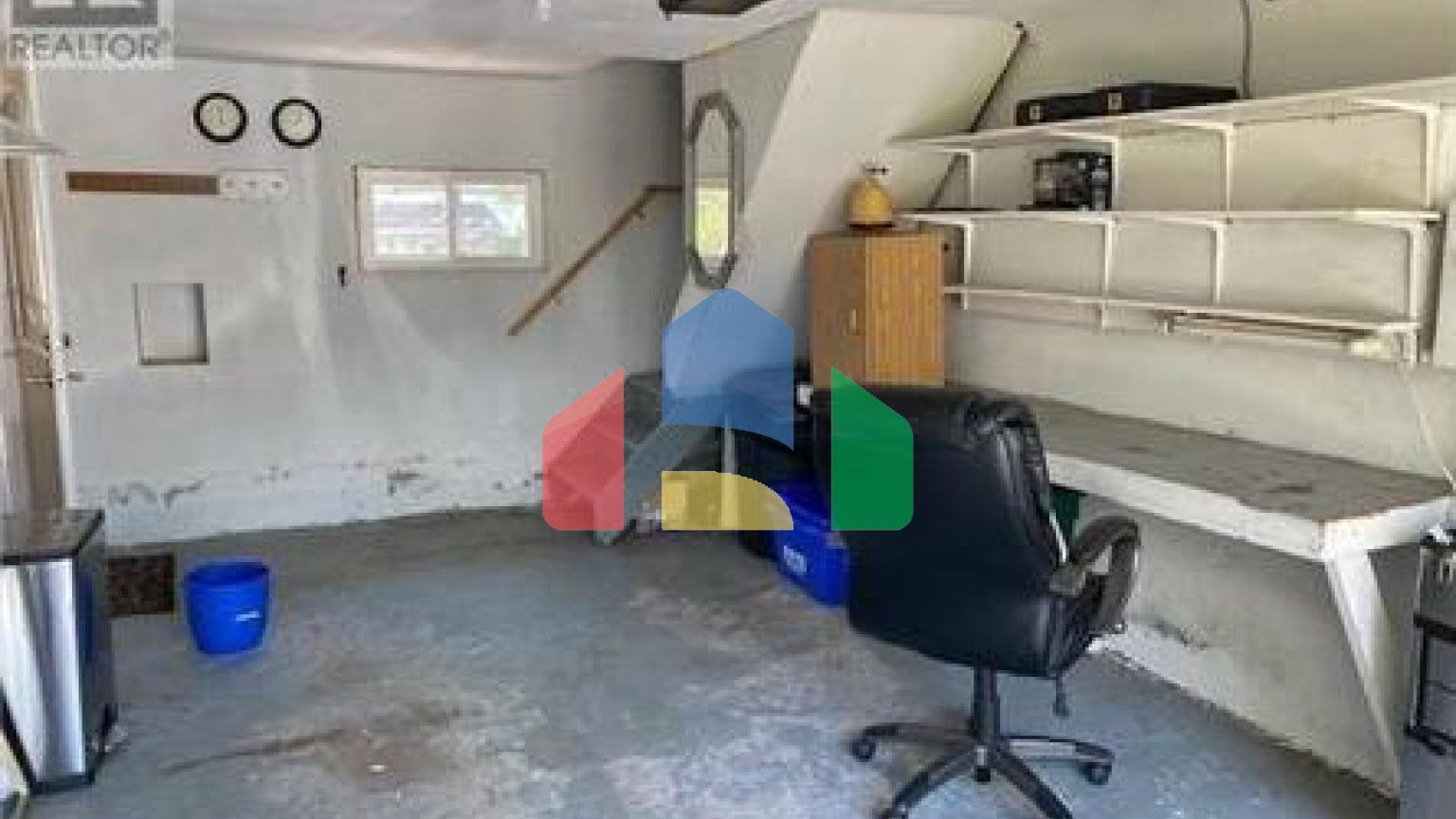 Residential - Single Family Home - Kitchener, Canada - Canada