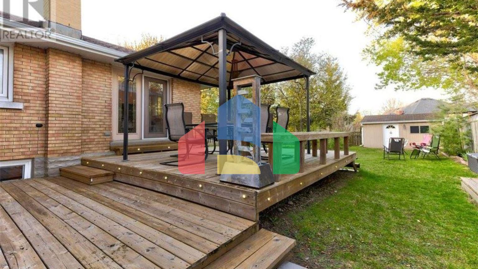 Residential - Single Family Home - Kitchener, Canada - Canada