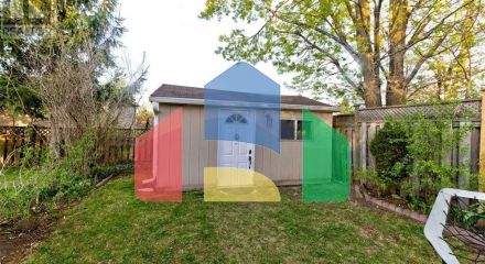 Residential - Single Family Home - Kitchener, Canada - Canada