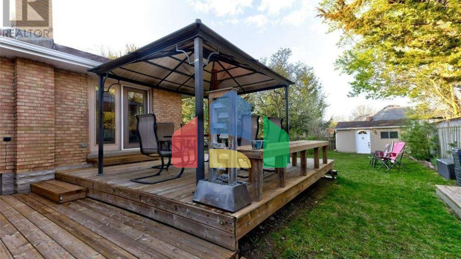 Residential - Single Family Home - Kitchener, Canada - Canada