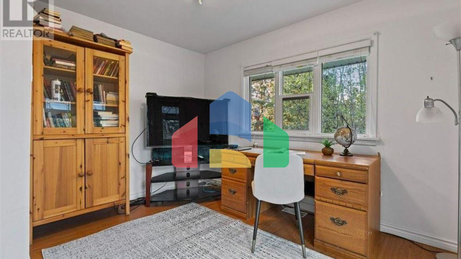 Residential - Single Family Home - Kitchener, Canada - Canada