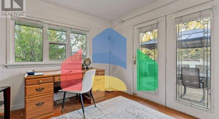 Residential - Single Family Home - Kitchener, Canada - Canada