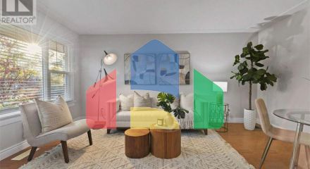 Residential - Single Family Home - Kitchener, Canada - Canada