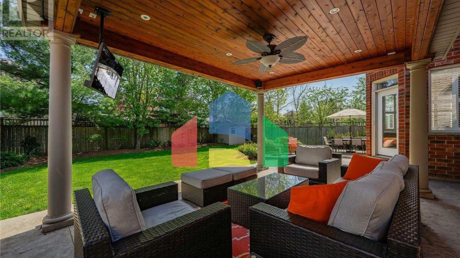 Residential - Single Family Home - Kitchener, Canada - Canada