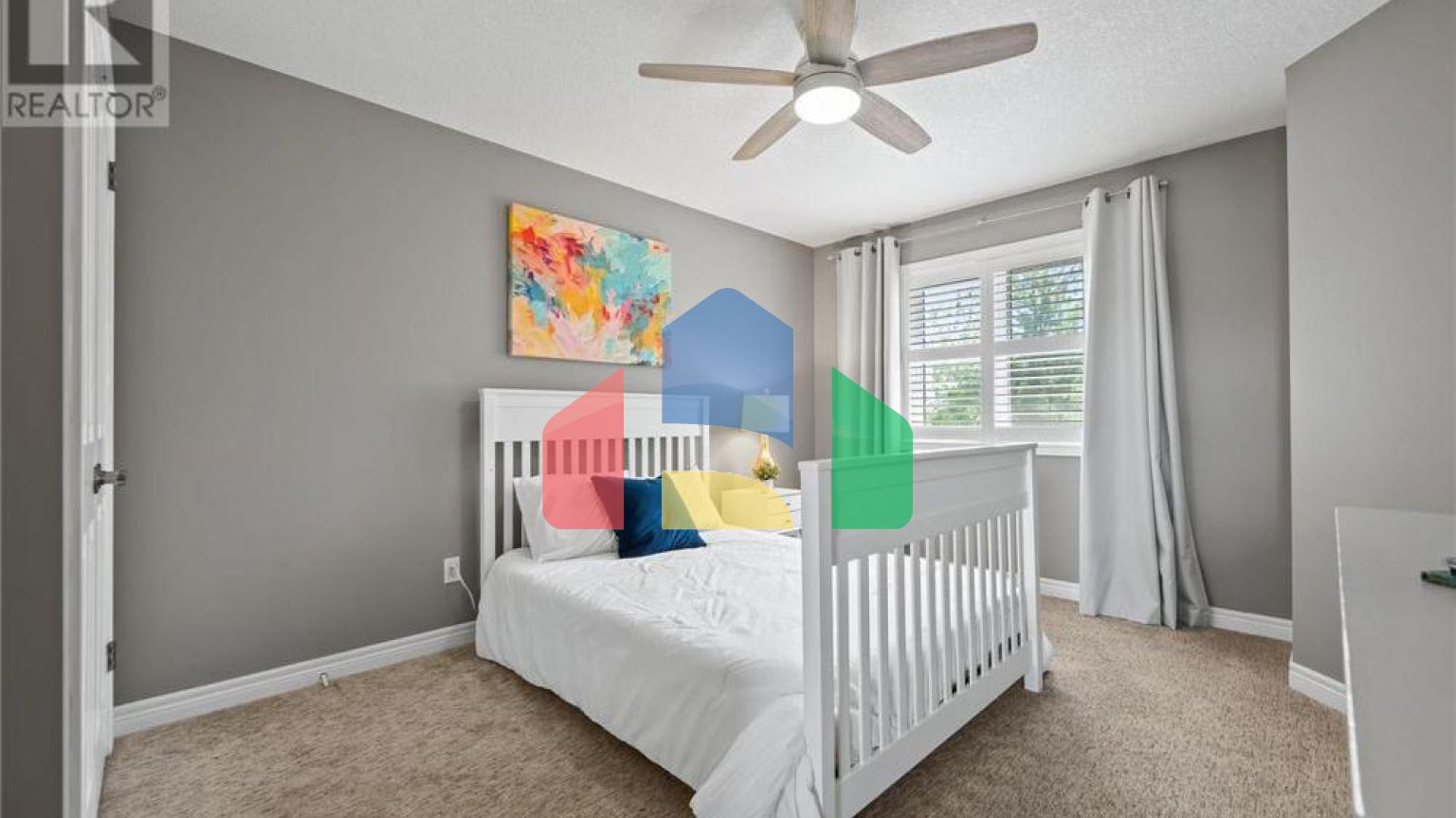 Residential - Single Family Home - Kitchener, Canada - Canada