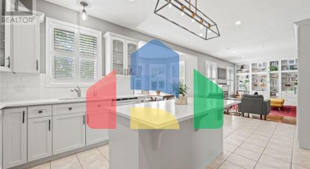 Residential - Single Family Home - Kitchener, Canada - Canada