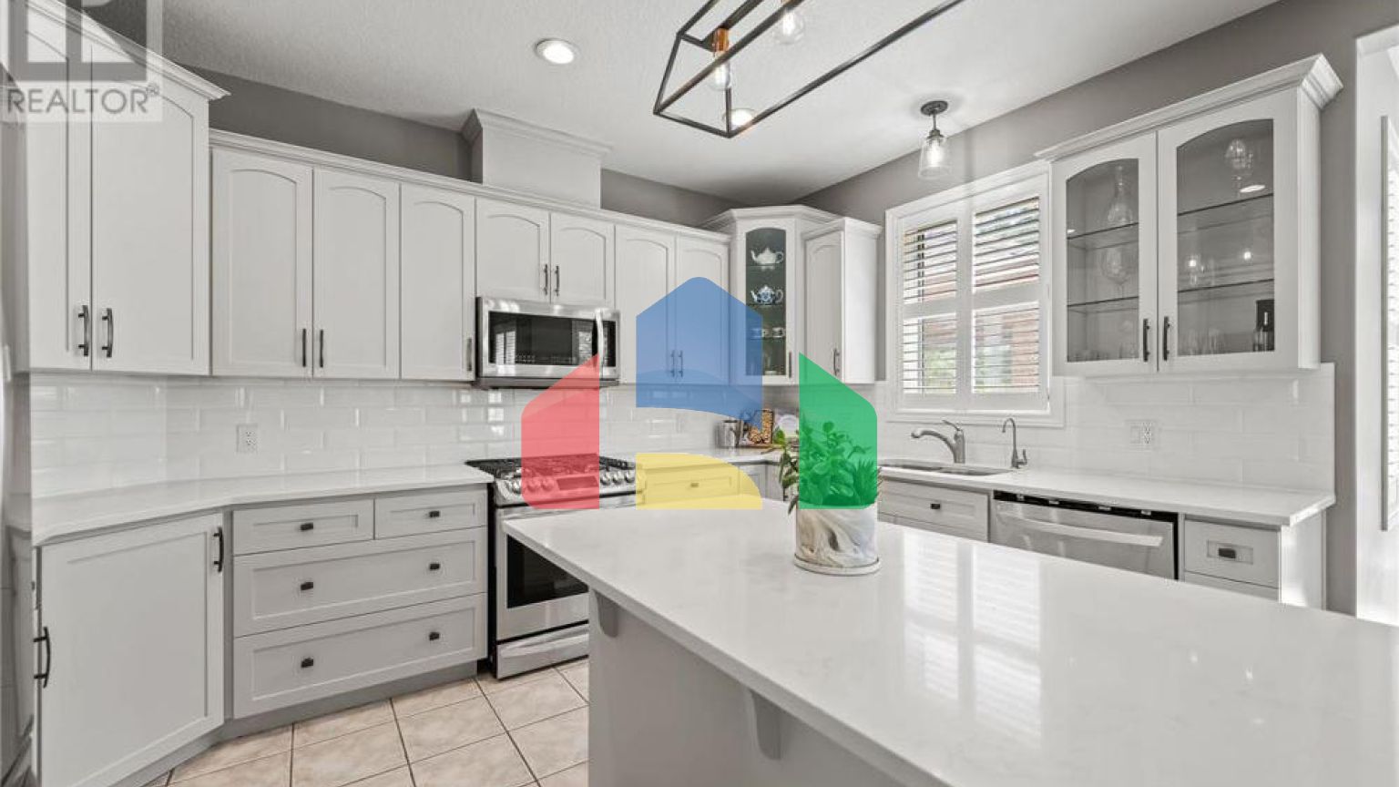 Residential - Single Family Home - Kitchener, Canada - Canada