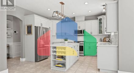 Residential - Single Family Home - Kitchener, Canada - Canada