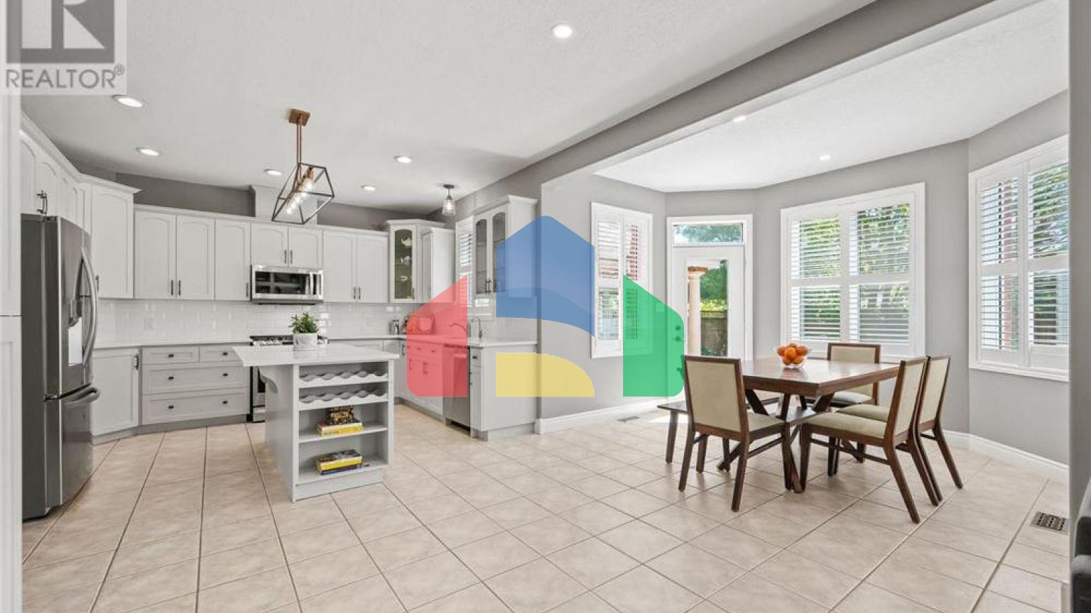 Residential - Single Family Home - Kitchener, Canada - Canada