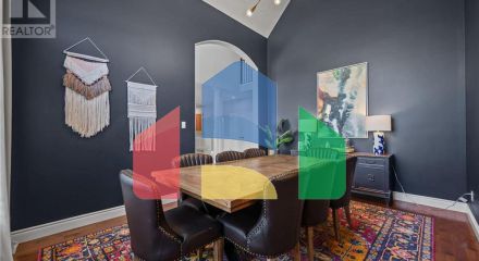 Residential - Single Family Home - Kitchener, Canada - Canada