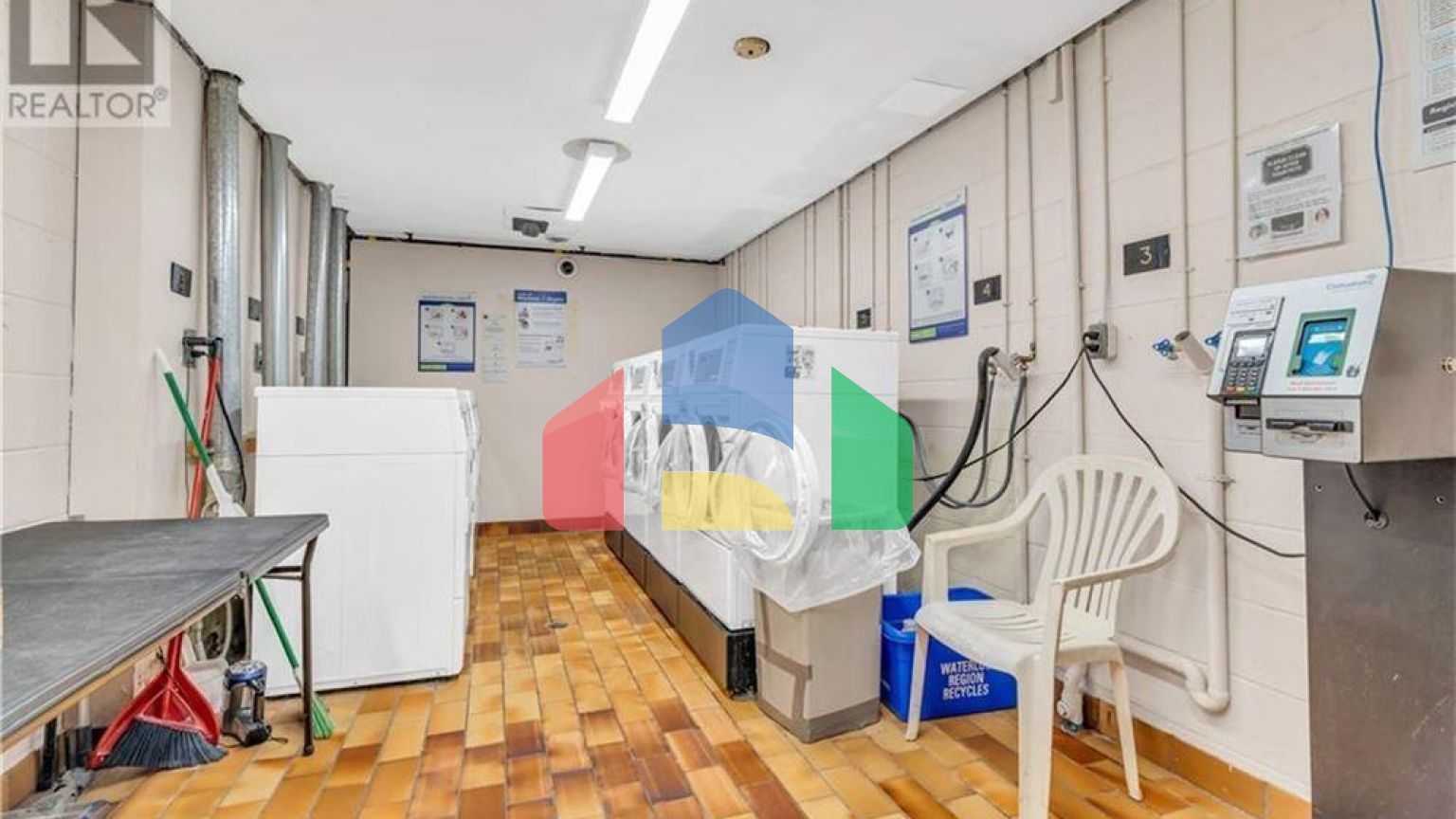 Residential - Condo/Apartment - Kitchener, Canada - Canada