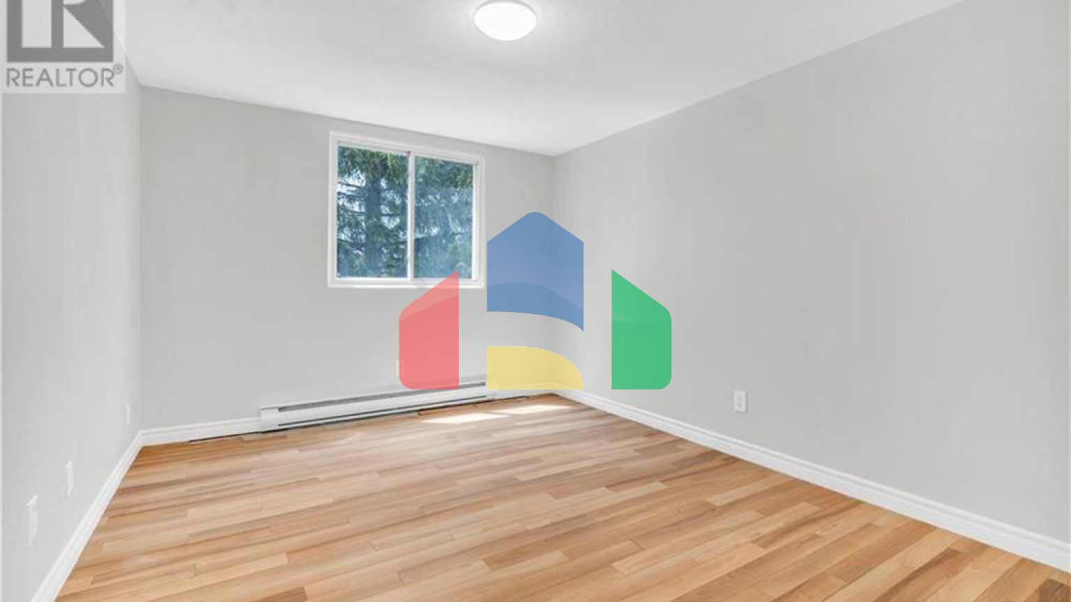 Residential - Condo/Apartment - Kitchener, Canada - Canada